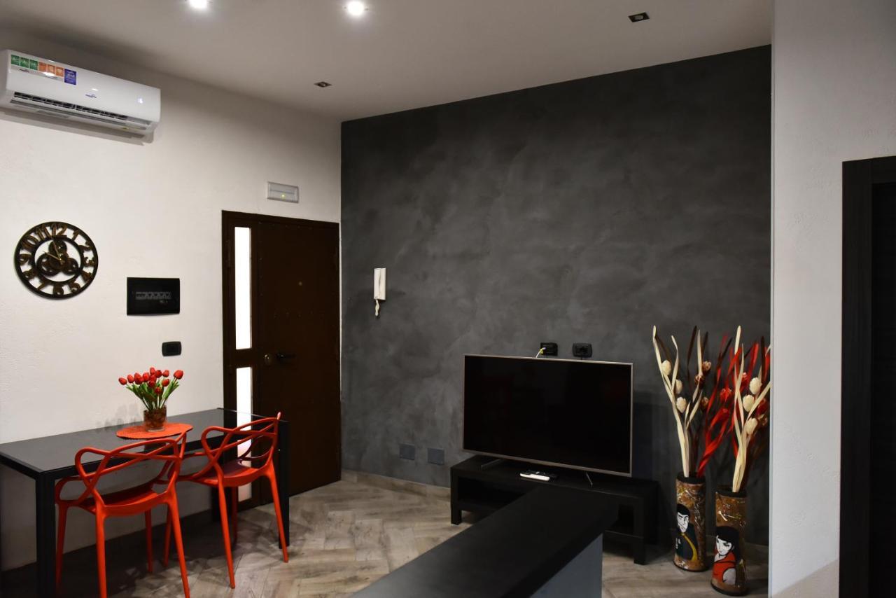 Apartments Casa Vacanze Dante Catania Exterior photo